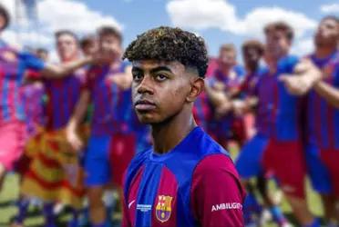 Jugó en el Barça desde el 2001 al 2007 y fue parte importante de los títulos obtenidos en aquella época