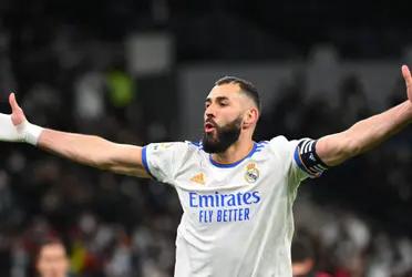 Karim Benzema está en el mejor momento de su carrera y ya se va consagrando como el mejor jugador de la temporada.