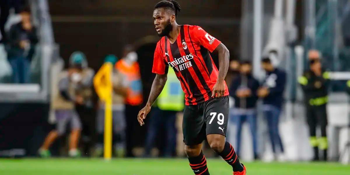 Kessie termina su contrato con el Milan en junio de 2022 y el Real Madrid sigue sus pasos de cerca.