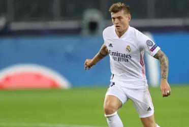 Kroos asegura que Zidane se queda