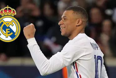 Kylian Mbappé, delantero del Paris Saint Germain, recibió este domingo el premio a mejor jugador de la Ligue 1. En la ceremonia el delantero aeguró que su decisión está tomada y solo quedan detalles.
