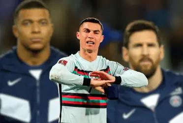 Kylian Mbappé ha sido consultado por sus preferencias entre ambos y aunque su ídolo era Cristiano parece que el argentino ha ganado más lugar