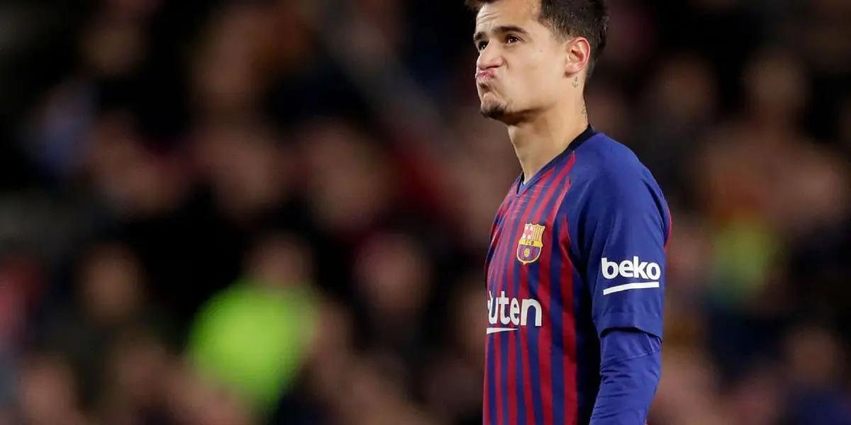 La debacle futbolística del brasileño está obligando al equipo culé venderlo en este mercado de pases.