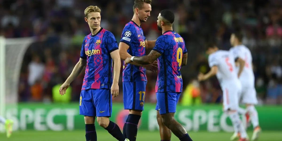 La directiva del Sevilla no se plantea romper el acuerdo de cesión, como sí lo desea hacer el FC Barcelona y por lo tanto el jugador debería seguir en el equipo culé hasta que finalice la cesión.