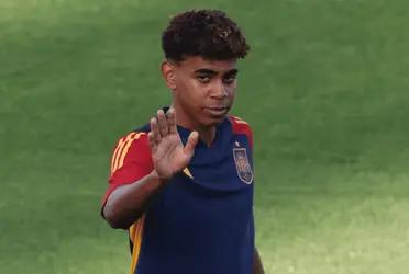 La estrella del Barcelona quedó en una situación complicada luego de haberse retirado de la concentración por un problema físico.