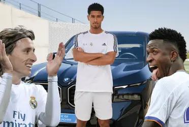 La figura de los Merengues ostenta un auto de primera línea, muy diferente al que llevó un jugador Blanco en sus inicios en el club