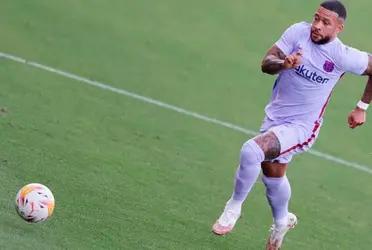 La flamante incorporación del FC Barcelona, el holandés Memphis Depay había elegido el emblemático número que distingue a los centrodelanteros para estrenarse con el equipo culé. Sin embargo, hubo un impedimento para utilizarlo.