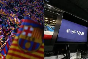 La hinchada blaugrana se irritó por la nula intervención del VAR en una decisión crucial.