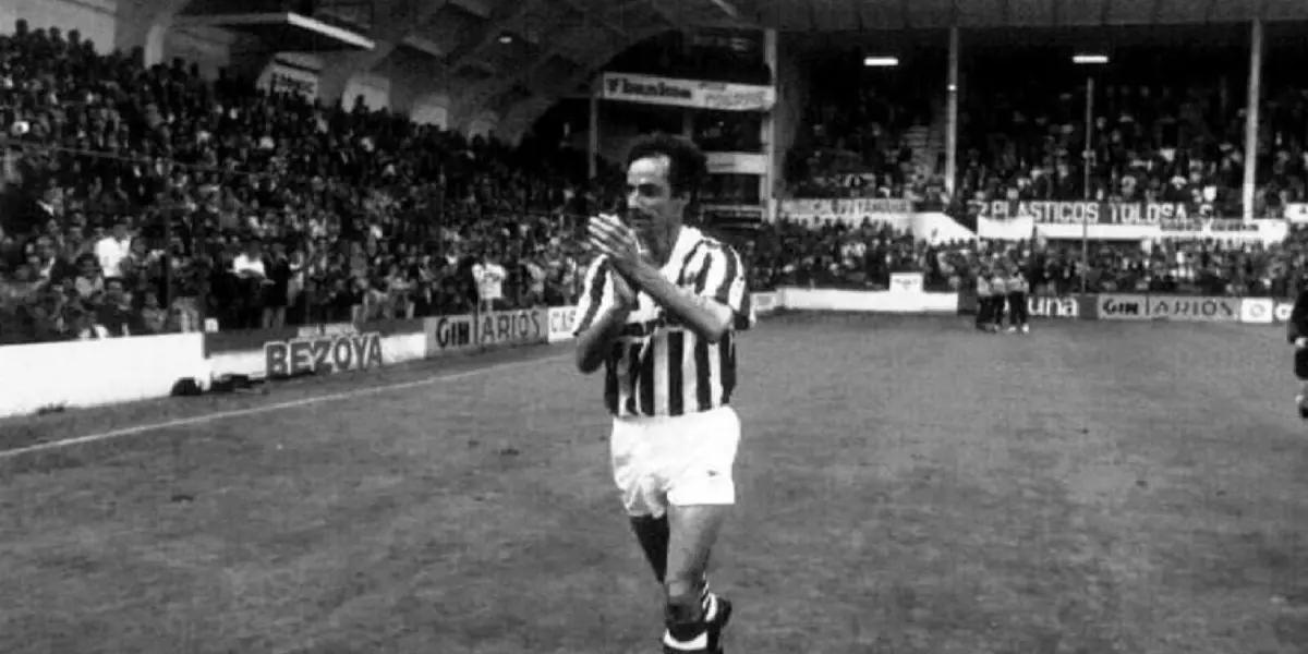 La historia de la Real Sociedad ha tenido muchos jugadores destacados, grandes nombres han pasado por la institución vasca y en esta nota te vamos a contar quiénes son los 5 mejores de toda la historia del club.