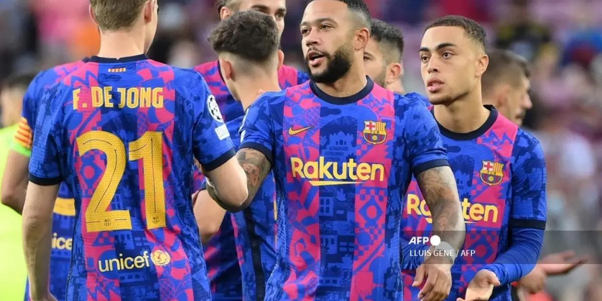 La institución Blaugrana sigue en conversaciones con grandes empresas para intentar conseguír un patrocinio principal tras la salida de Rakuten, y la empresa sueca de servicios multimedia aparece como gran candidata.