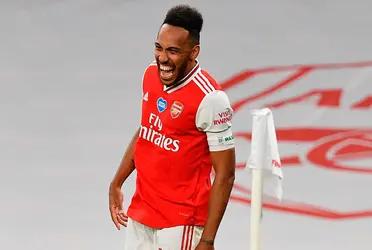 La institución culé busca un delantero y para obtenerlo ha puesto encima de la mesa cuatro futbolistas de su plantilla que hoy no gozan de tantos minutos. Los nombres de Neto, Coutinho, Umtiti y Dembélé, son los que podrían participar para un posible intercambio por Aubameyang.