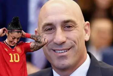 La polémica por el beso del ex presidente de la Real Federación Española de Fútbol a la jugadora del Pachuca sigue generando polémicas, aunque ahora recibió un apoyo inesperado