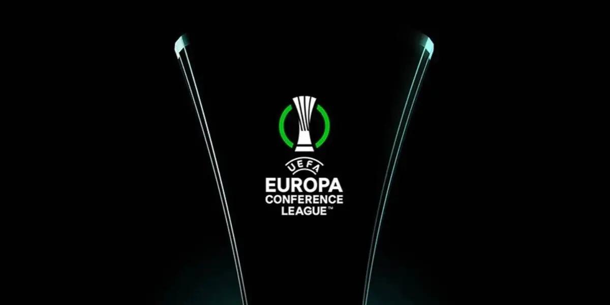 La primera final de la Europa Conference League de la historia la disputarán el conjunto italiano de la Roma y el club holandés del Feyenoord el próximo 25 de mayo. La competencia que se estrena, entrega una plaza para la fase de grupos de la Europa League 2022/23.