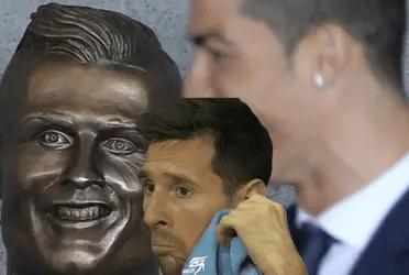 La Pulga y el Bicho son los grandes íconos del fútbol internacional y provocan enorme admiración en sus fanáticos, quienes tienen formas bastante particulares para demostrar su aprecio.