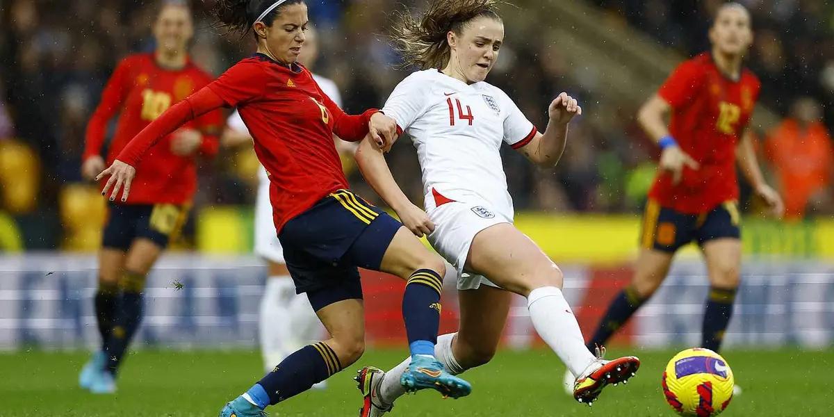La Roja cierra su participación en la Arnold Clark Cup ante las campeonas olímpicas, en la tercera jornada del torneo que se disputa en Inglaterra.