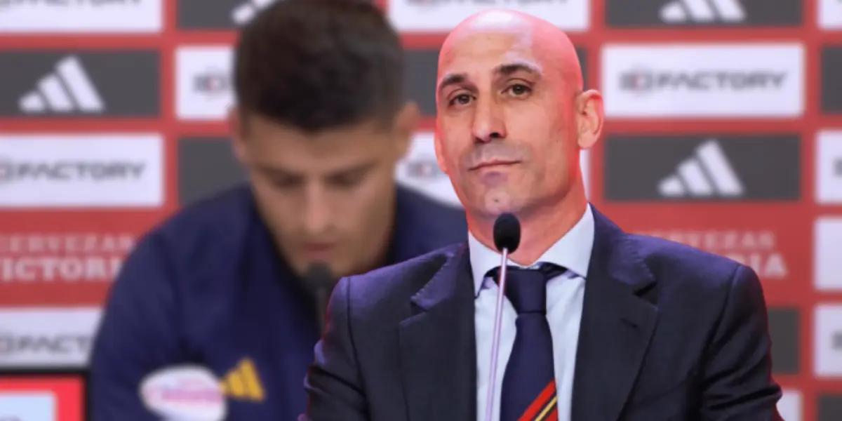 La selección absoluta masculina se mostró en contra de la actitud del presidente de la Real Federación Española de Fútbol, Luis Rubiales
