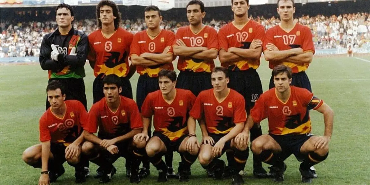 La Selección de fútbol de España acumula un discreto palmarés en los Juegos Olímpicos. A pesar de haber estado ausente en más de una oportunidad, las participaciones de La Furia han tenido destaque en varias oportunidades.