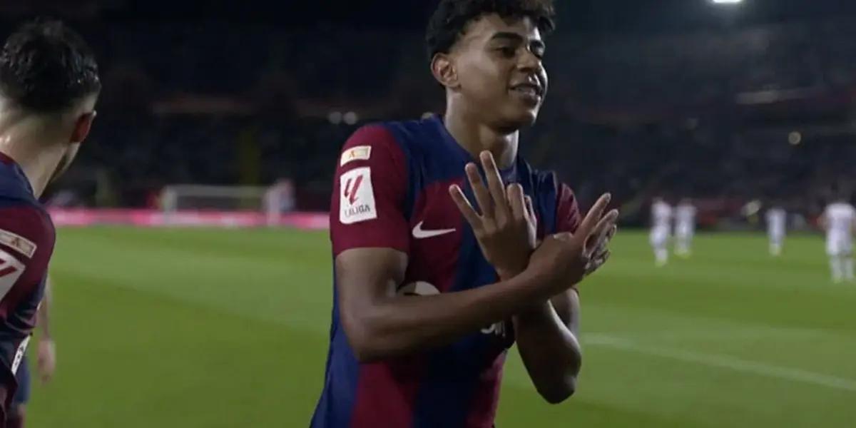 Lamine Yamal celebrando gol en el FC Barcelona