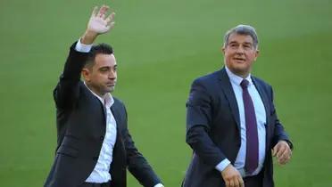 Laporta le pidió que se quede en FC Barcelona y Xavi respondió con contundencia