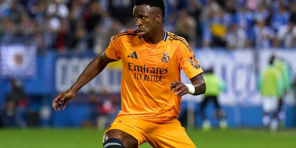 Las cifras son increíbles, tanto el traspaso como el salario, todo aquí