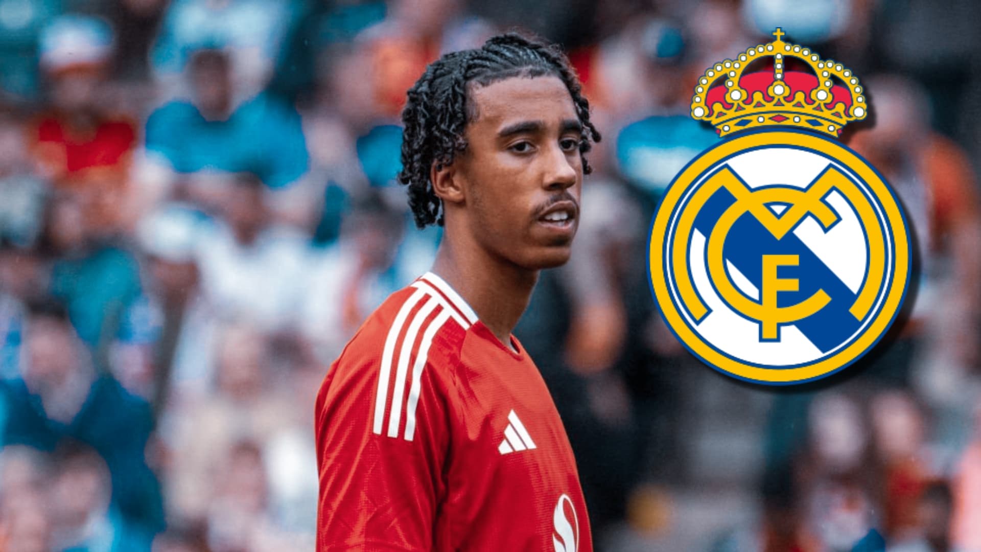 Leny Yoro en el Manchester United / Foto: Manchester United