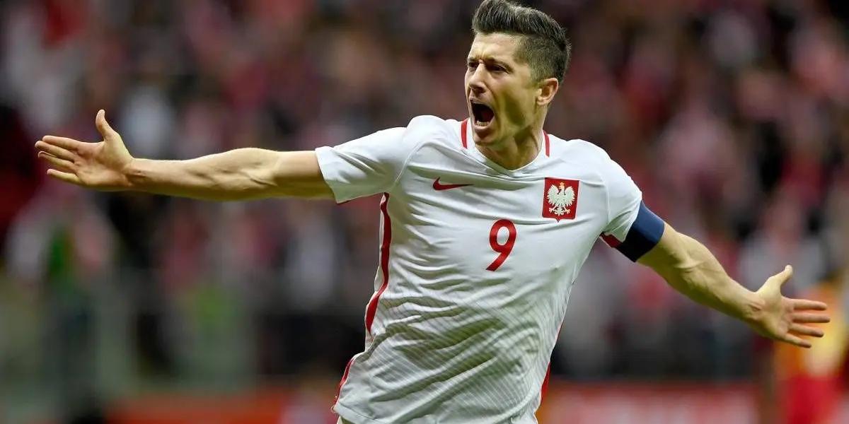 Lewandoski y un primer tiempo bastante discreto para Polonia frente a Mexicó.