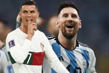 Lionel Messi finalmente no jugó el partido, pero un gesto con sus compañeros solo lo enaltece