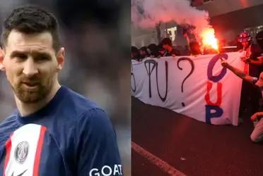 Lionel Messi les dio un golpe con guante blanco a los hinchas del PSG que le insultaron y ya no quieren que siga en el equipo