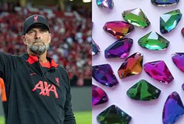 Liverpool querría anticiparse al Real Madrid y ofrecería 85 millones de euros para fichar al centrocampista del Borussia Dortmund Jude Bellingham.