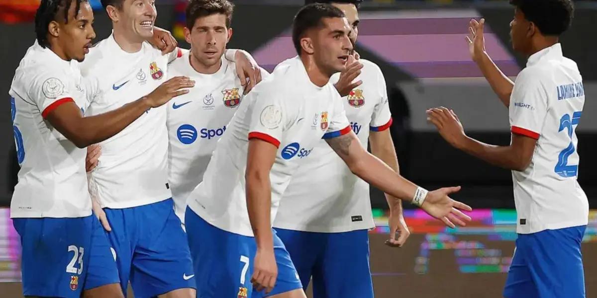 Llegó como estrella pero su puso la del FC Barcelona y no pudo ni parar un balón