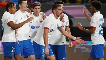 Llegó como estrella pero su puso la del FC Barcelona y no pudo ni parar un balón