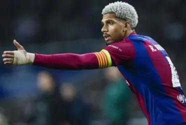 Lo quieren Bayern y el United, Araujo rompió el silencio y tomó una decisión