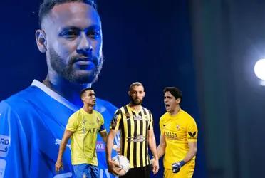 Lo ve como un referente tras su partida al fútbol de este país