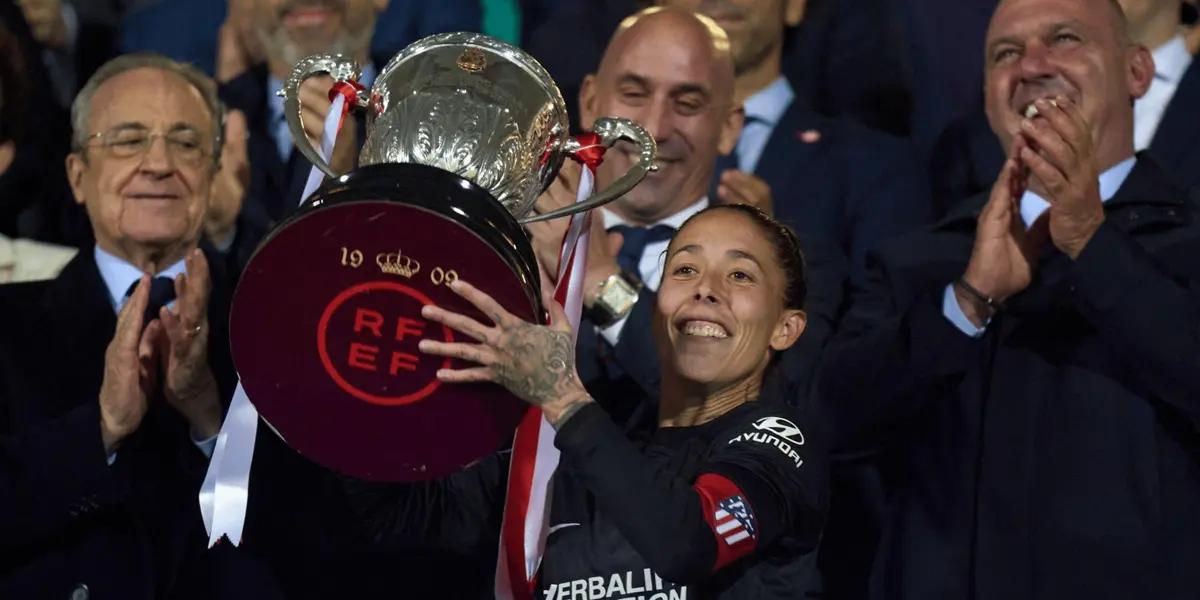 Lola Gallardo no se guardó nada y sentenció al dirigente español tras el beso de la polémica