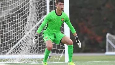 Los 3 clubes donde podría ir el peruano Kochen si el Barça no lo hace jugar