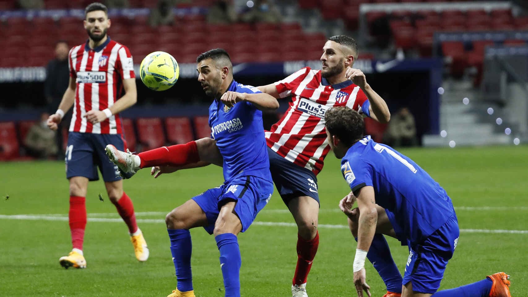 Los colchoneros reciben al equipo azul en el Wanda Metropolitano con la intención de volver a ganar luego de una jornada por demás polémica con el colegiado Gil Manzano. Enfrente estará uno de los dos equipos que no sumó unidades en la Liga.