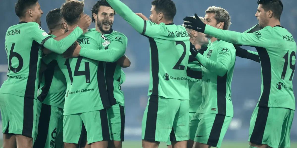 Los Colchoneros se pusieron en ventaja con un increíble autogol de Lutsharel Geertruida y por ahora se meten en octavos de final