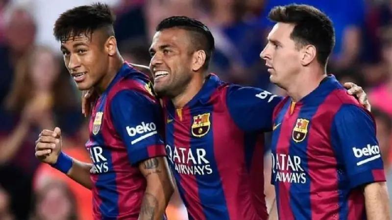 Los dos brasileños y el argentino tendrían el deseo de volver a juntarse en un campo de juego.