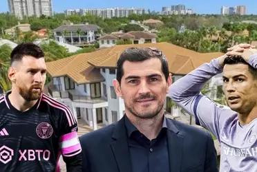 Los dos grandes futbolistas del siglo residen en casas de lujo, mientras que el ex portero español sorprende a todos con su residencia