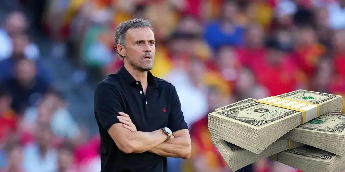 Los idas y vueltas que tiene el entrenador de la Selección de Fútbol de España exasteran a propios y extraños dentro del ámbito de la Federación.