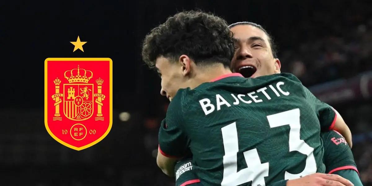 Los Reds consiguieron una importante victoria sobre Aston Villa a domicilio y este jugador nacido en Galicia sentenció el 1-3 final.