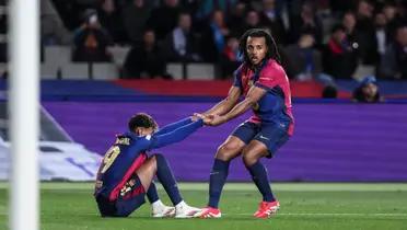 Los seguidores del club blaugrana han expresado sus desacuerdos con el gol del Sevilla