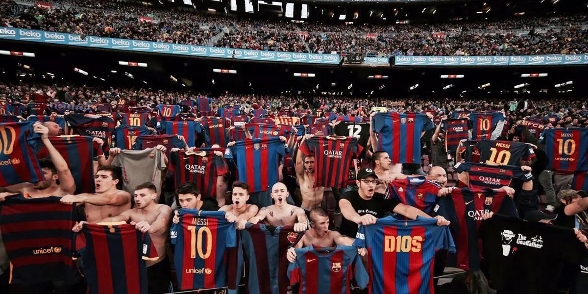 Los simpatizantes blaugranas cantaron una canción argentina y se ilusionan con al vuelta de Messi.