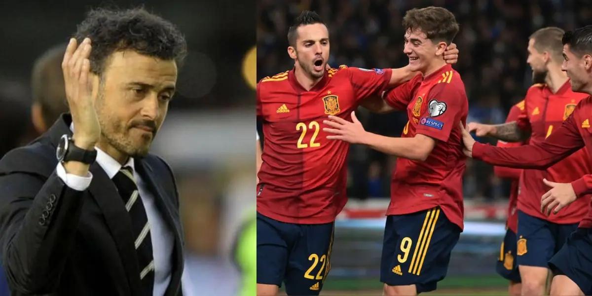 Luis Enrique ya tiene muy marcados a sus 3 favoritos. Gavi, Unai Simón y Pablo Sarabia. Mientras el primero ha convencido a propios y extraños, la preferencia por los otros dos ha generado mucha crítica de parte de los aficionados.