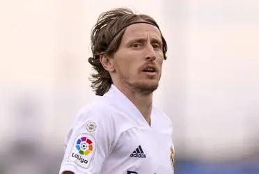 Luka Modric renovó hasta 2023.