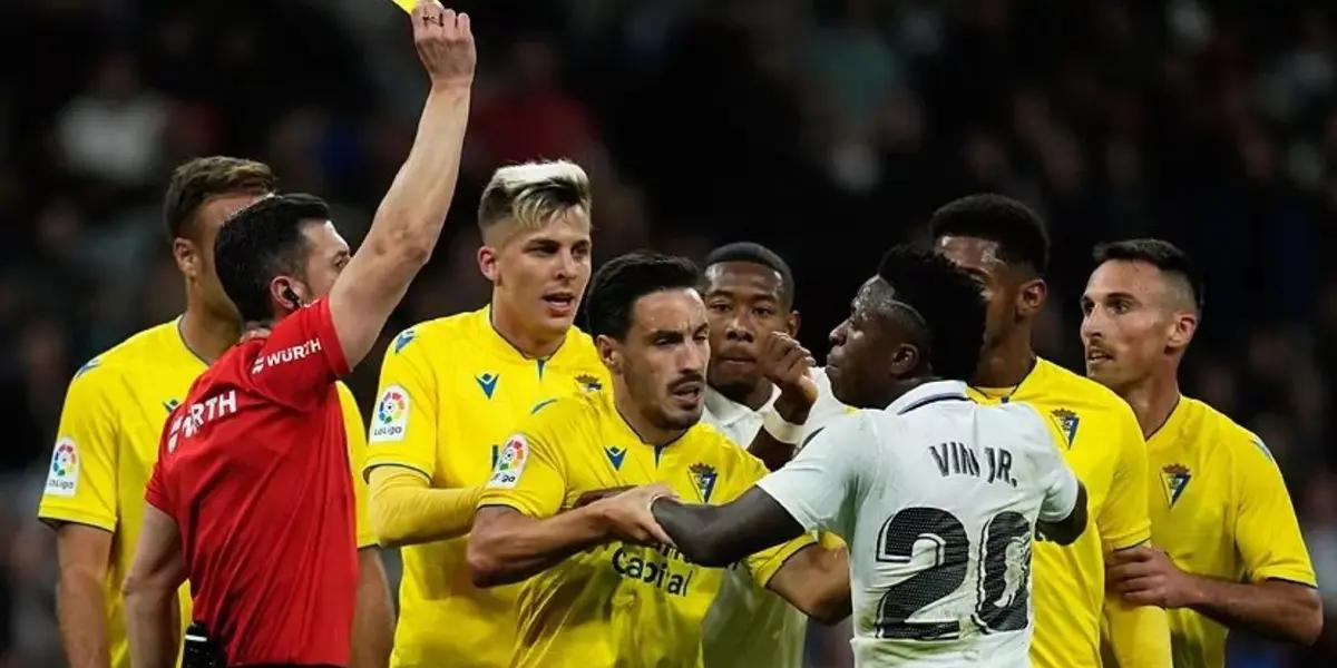 Manuel Vizcaíno, presidente del cuadro amarillo defendió al defensa Iván Alejo con esta excusa tras discriminar al delantero del Real Madrid.