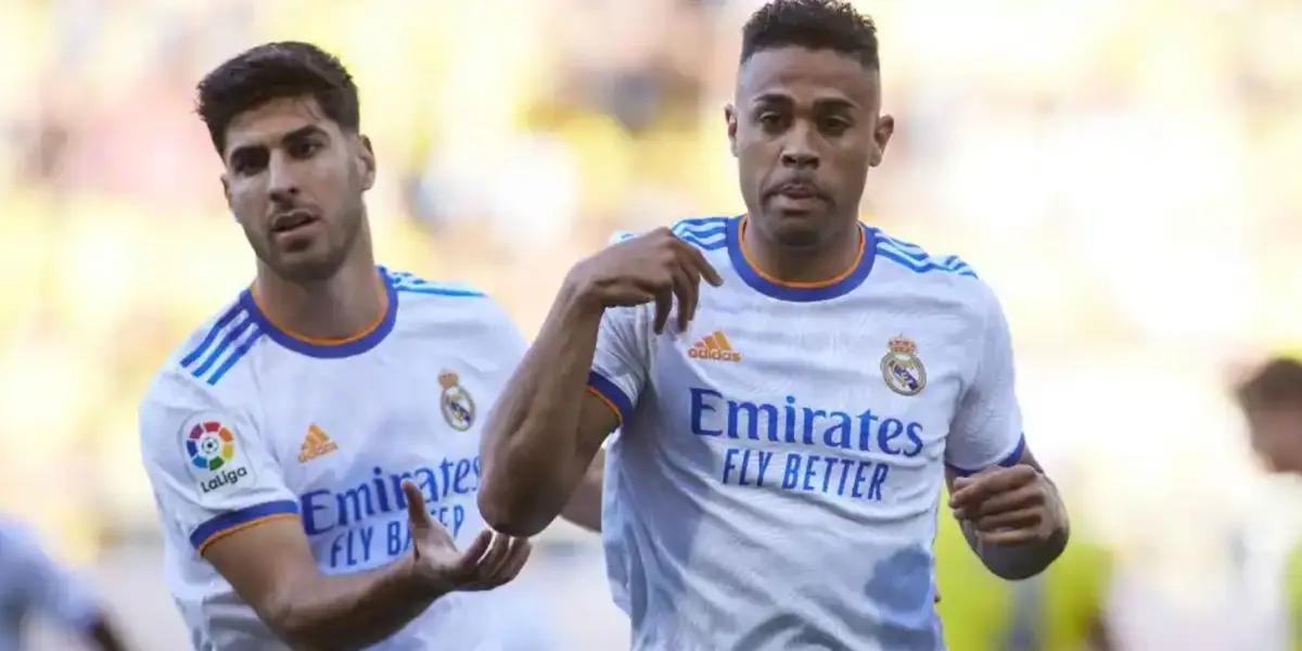 Marco Asencio disputó una buena fase de grupos del mundial y habría convencido al entrenador que merece ser renovado.