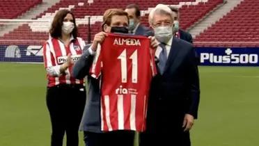 Martínez Almedia en una entrevista en Espejo Público dejó claro que será flexible con su hijo en muchas cosas, pero no en el fútbol