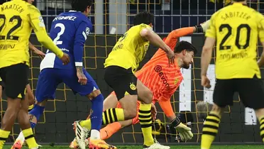 Matt Hummels anota un autogol en los cuartos de final de Borussia Dortmund y Alético Madrid