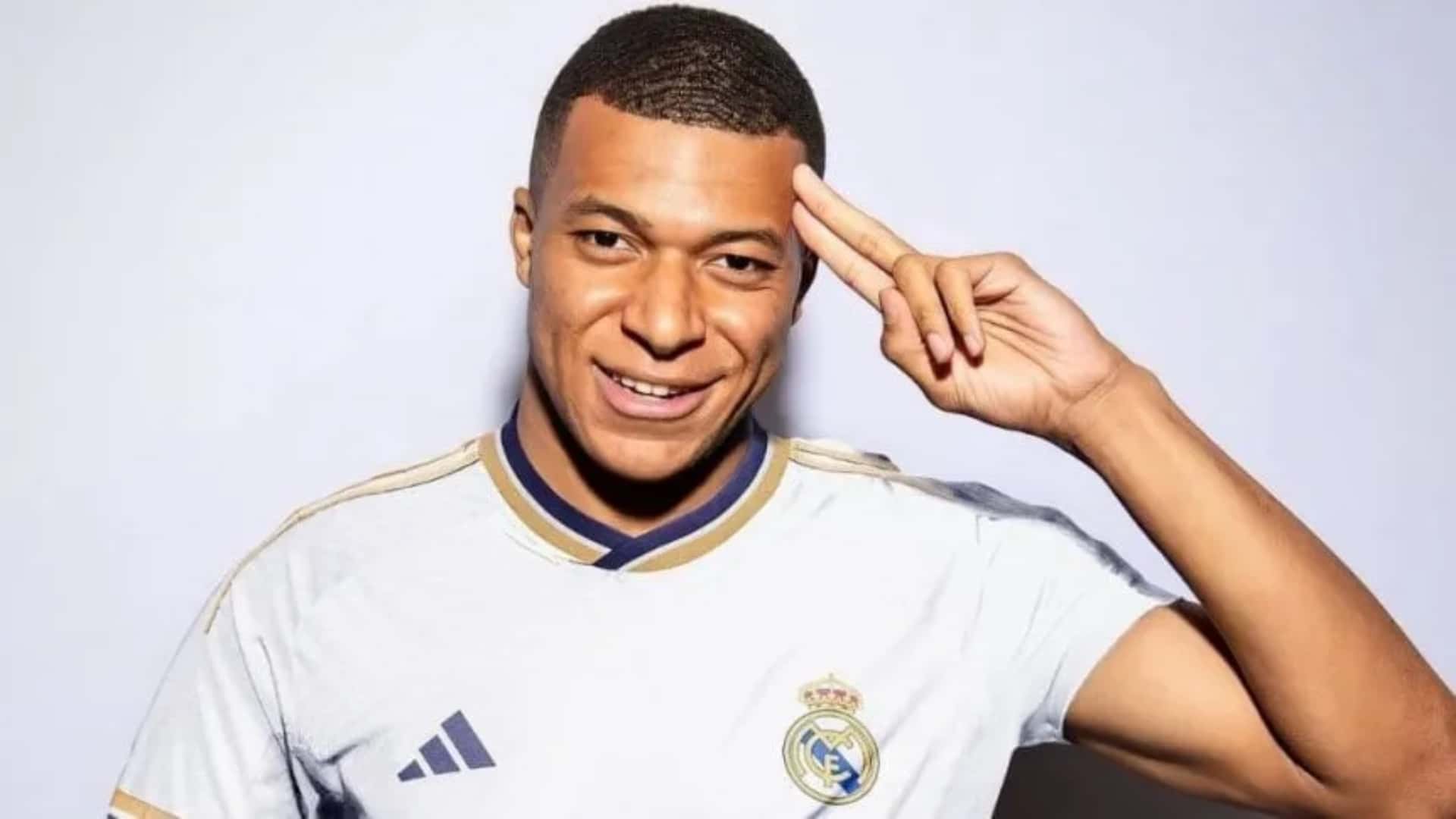 Mbappé anotó su primer hat trick contra el Real Valladolid en liga